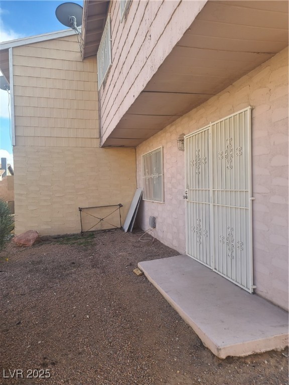 5248 Greene Lane B Property Photo 2