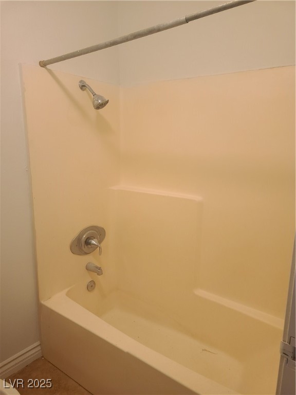 5248 Greene Lane B Property Photo 9