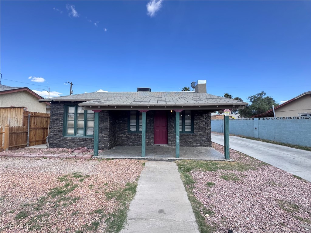 1844 Yale Street Property Photo