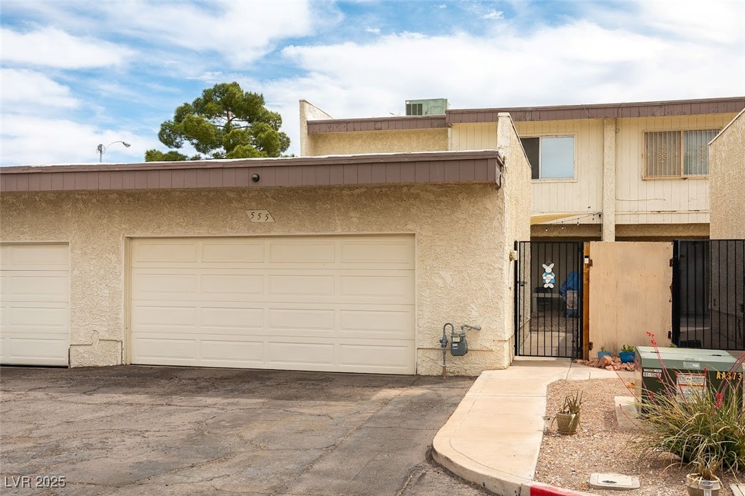 555 Rene Lane Property Photo 2