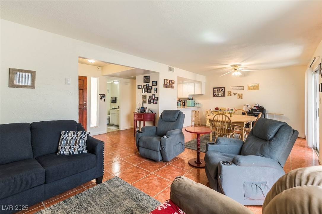 555 Rene Lane Property Photo 8