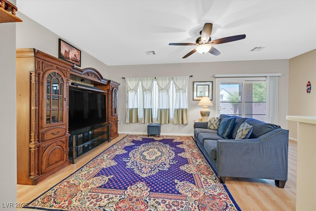 2091 Waterton Rivers Drive Property Photo 5