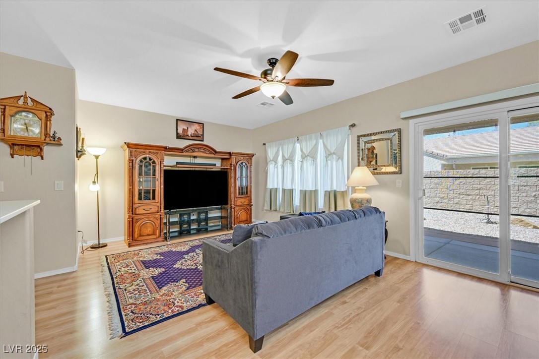 2091 Waterton Rivers Drive Property Photo 6