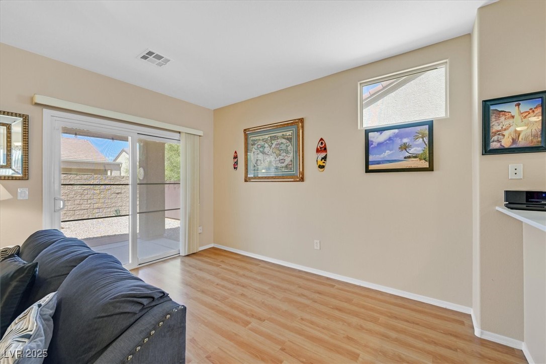 2091 Waterton Rivers Drive Property Photo 9