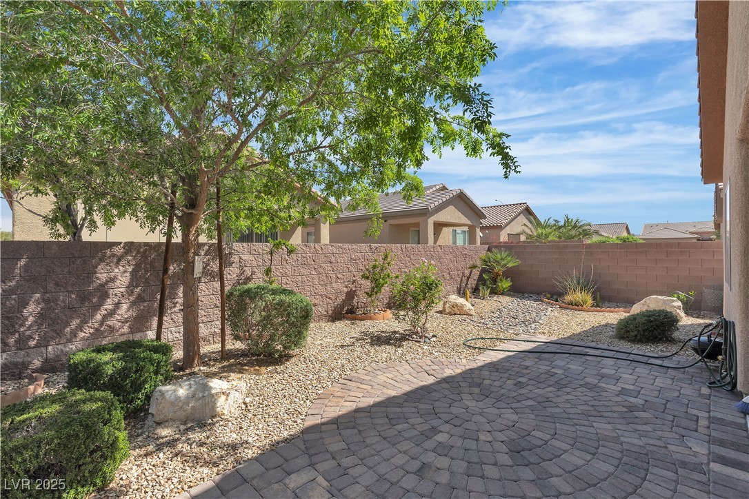 6160 Majestic Wind Avenue Property Photo 4