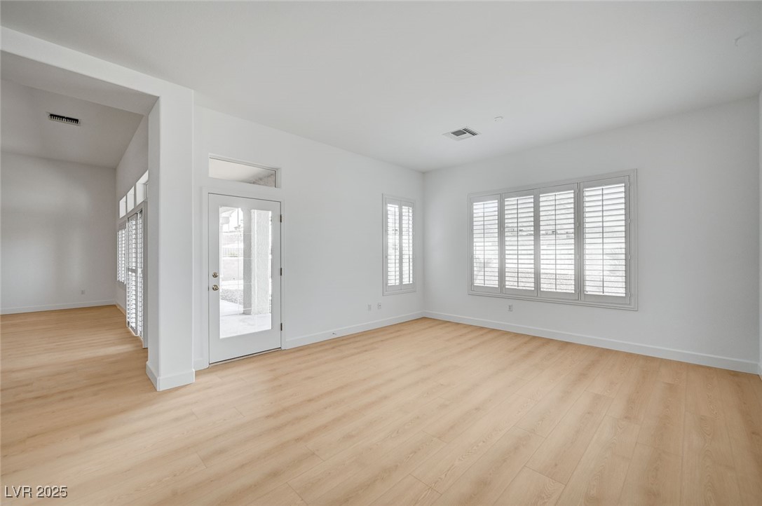 2721 Faiss Drive Property Photo 16