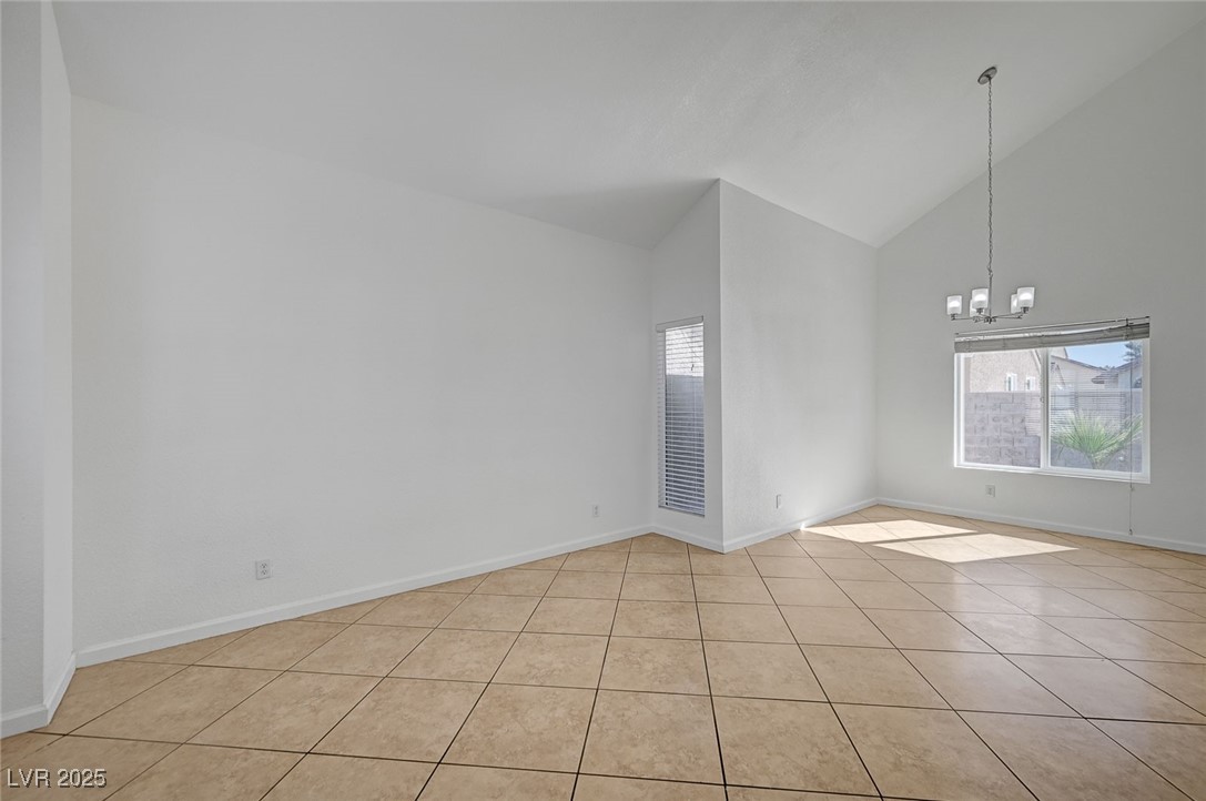 2722 Sesame Drive Property Photo 4
