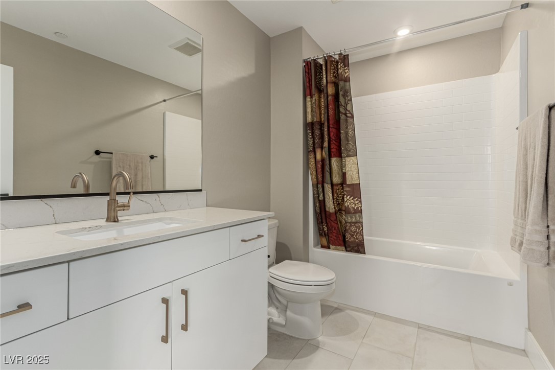 3208 Lumassina Way Property Photo 16