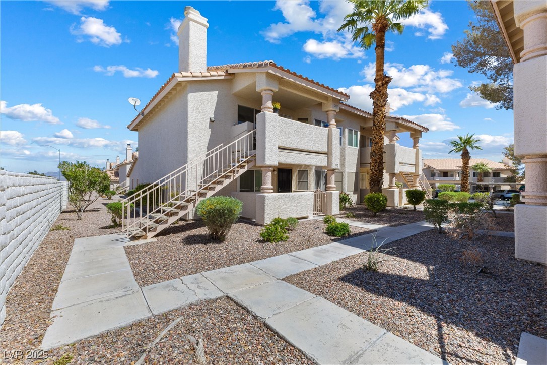 925 Boulder Mesa Drive 102 Property Photo 1