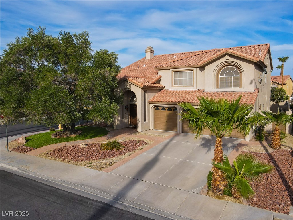16 Old Lake Circle