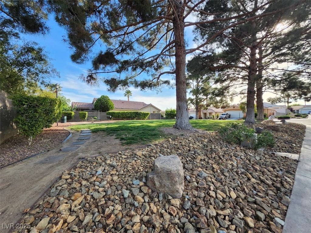 5512 Morningcross Street Property Photo 29