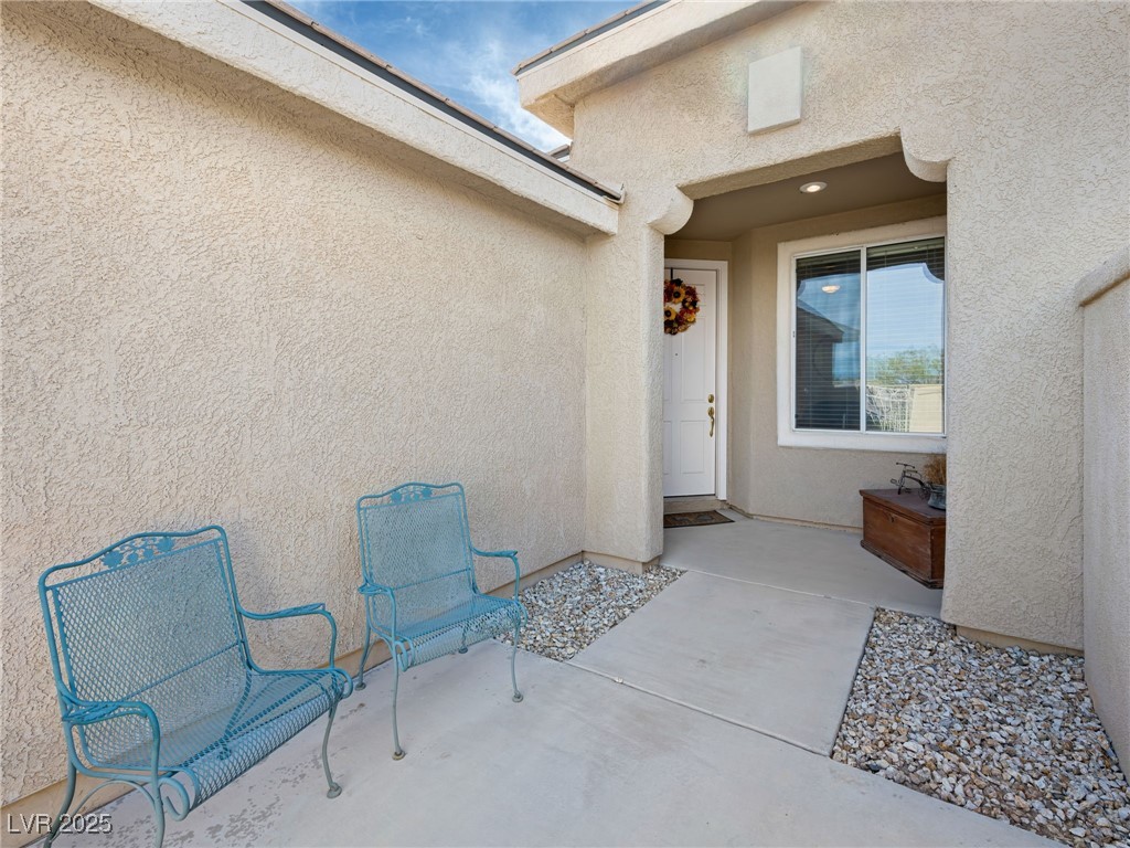 10215 Villa Arceno Avenue Property Photo 5
