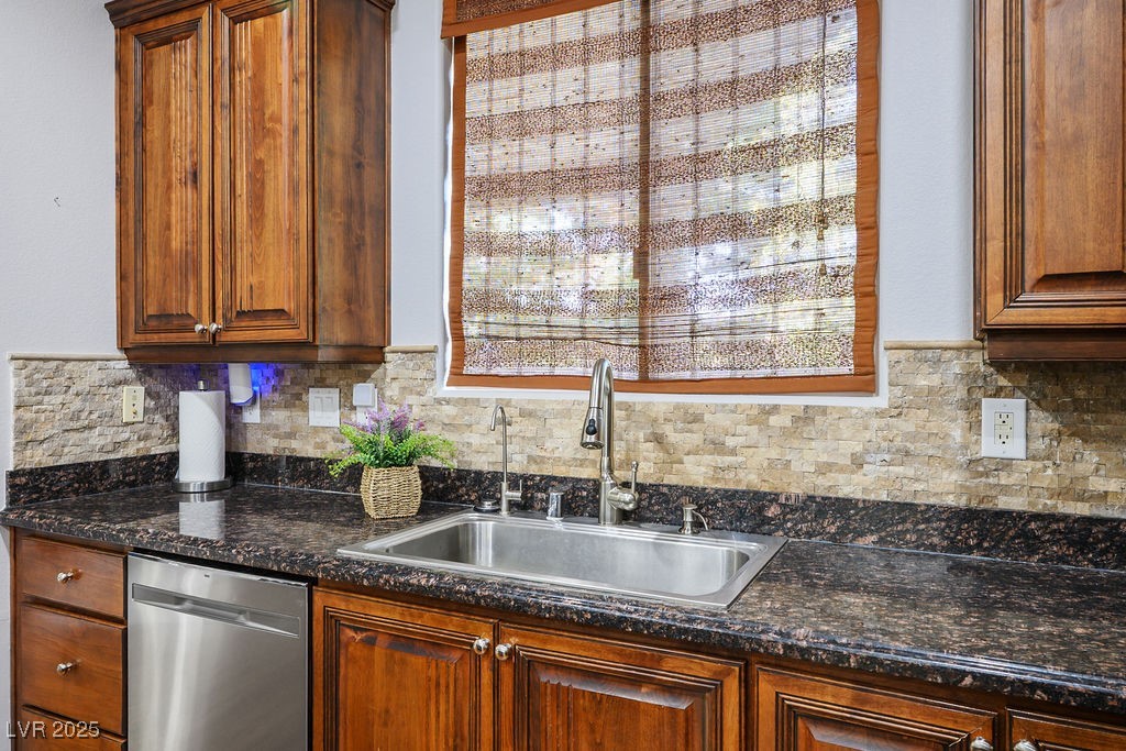 580 Via Di Parione Court Property Photo 18