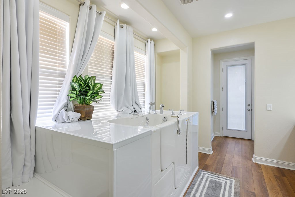 580 Via Di Parione Court Property Photo 33