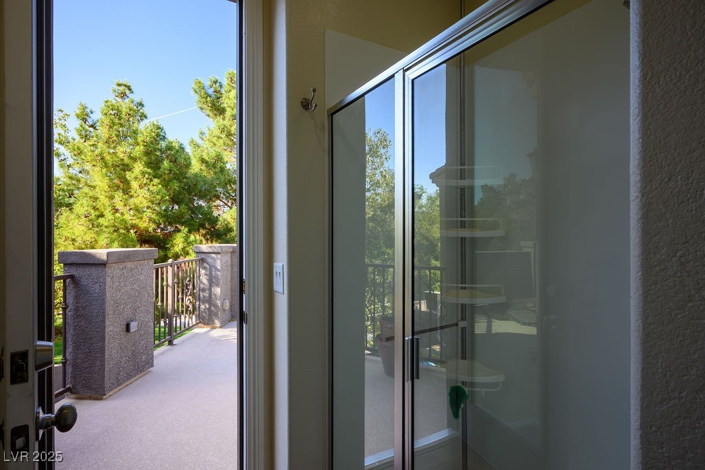 580 Via Di Parione Court Property Photo 35