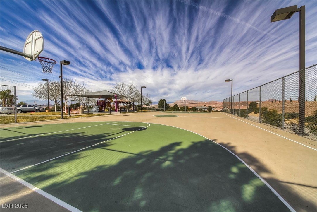 580 Via Di Parione Court Property Photo 61