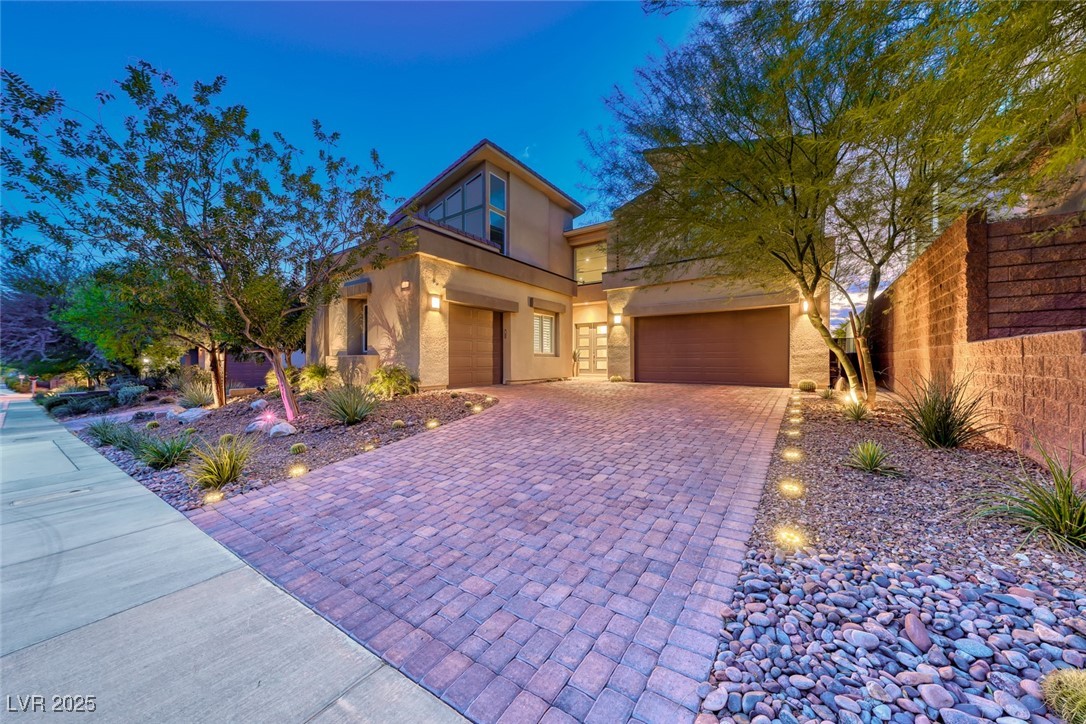 7 Hilltop Crest Street Property Photo 3