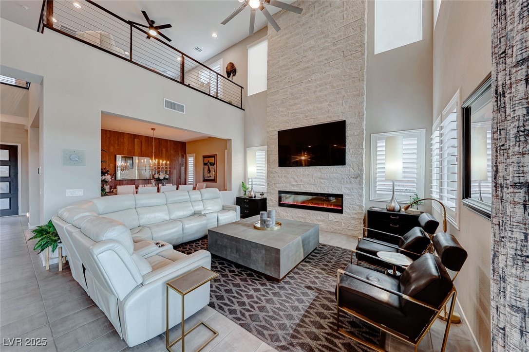 7 Hilltop Crest Street Property Photo 10