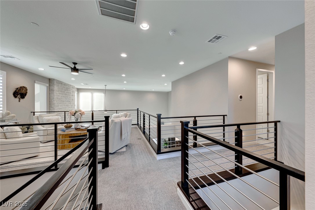 7 Hilltop Crest Street Property Photo 27