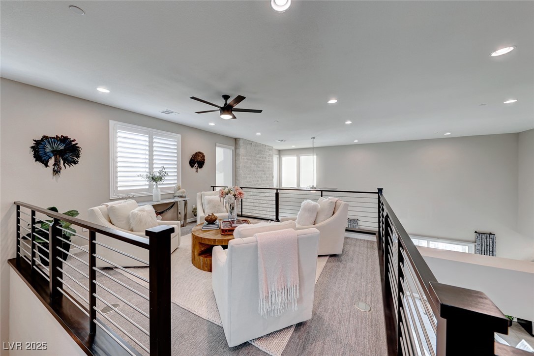 7 Hilltop Crest Street Property Photo 28