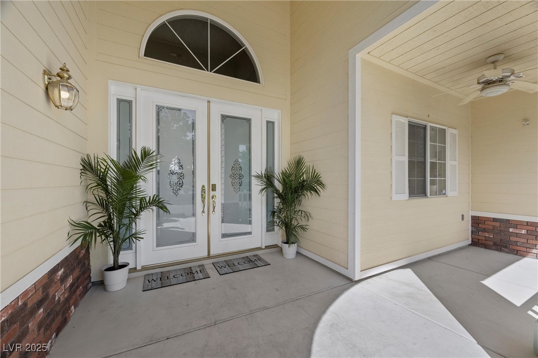 7460 Grassy Field Court Property Photo 3