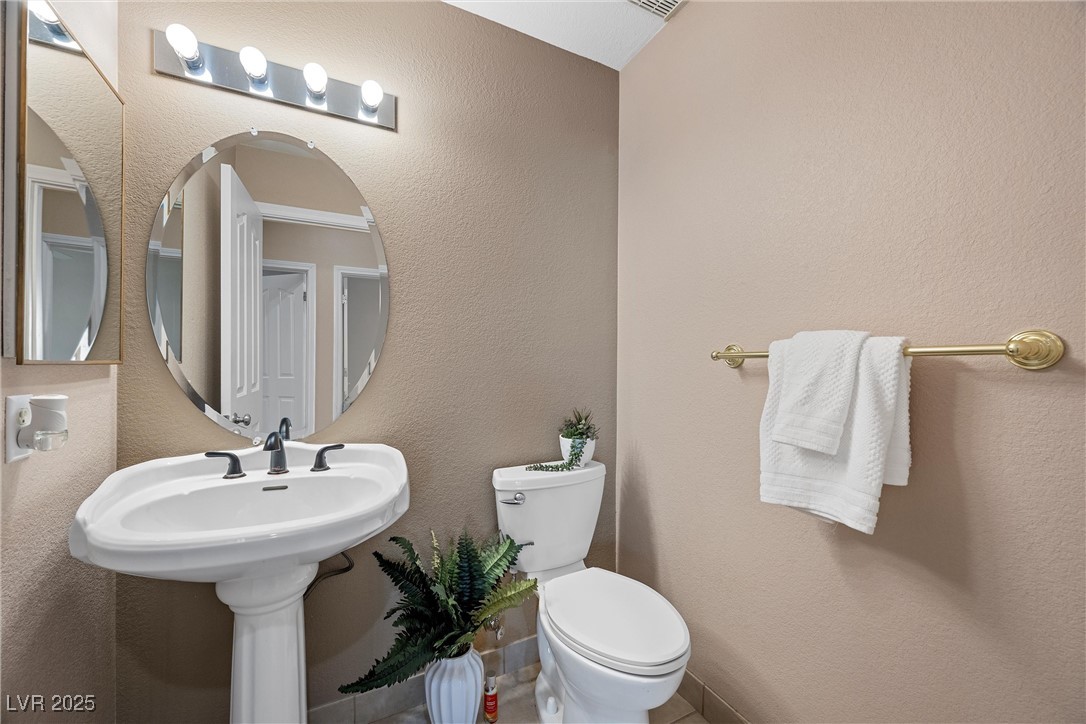 7460 Grassy Field Court Property Photo 28