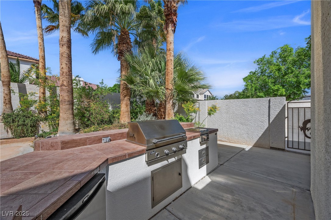 7460 Grassy Field Court Property Photo 31