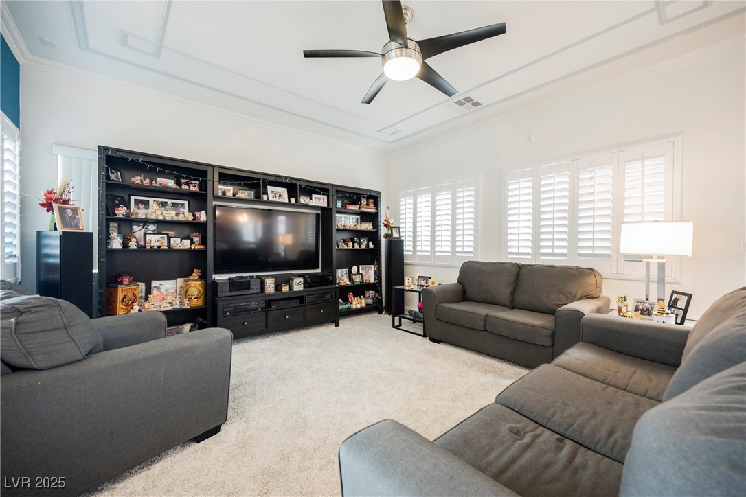 9373 Oxbow Lake Avenue Property Photo 10