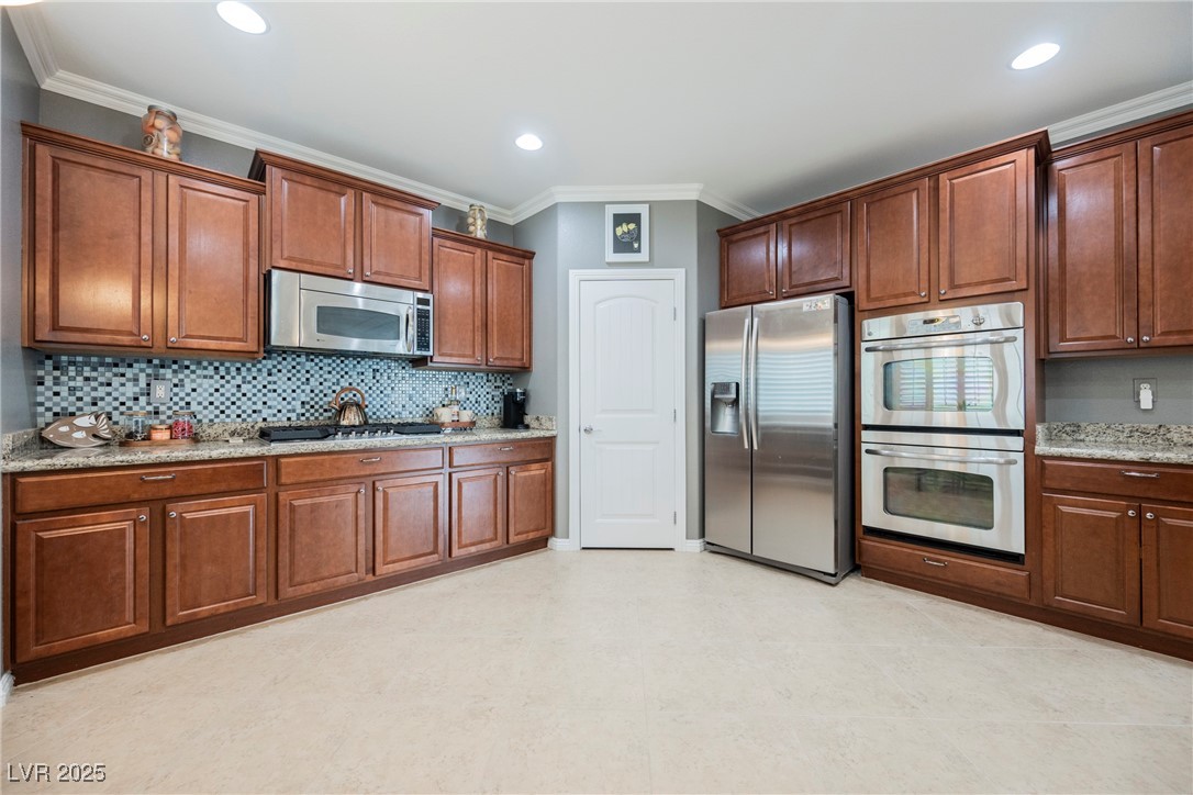 9373 Oxbow Lake Avenue Property Photo 13