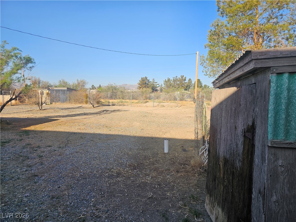 200 South Woodchips Road Property Photo 6
