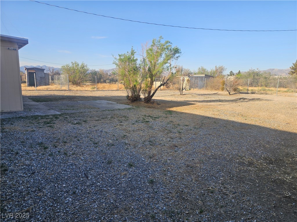 200 South Woodchips Road Property Photo 7