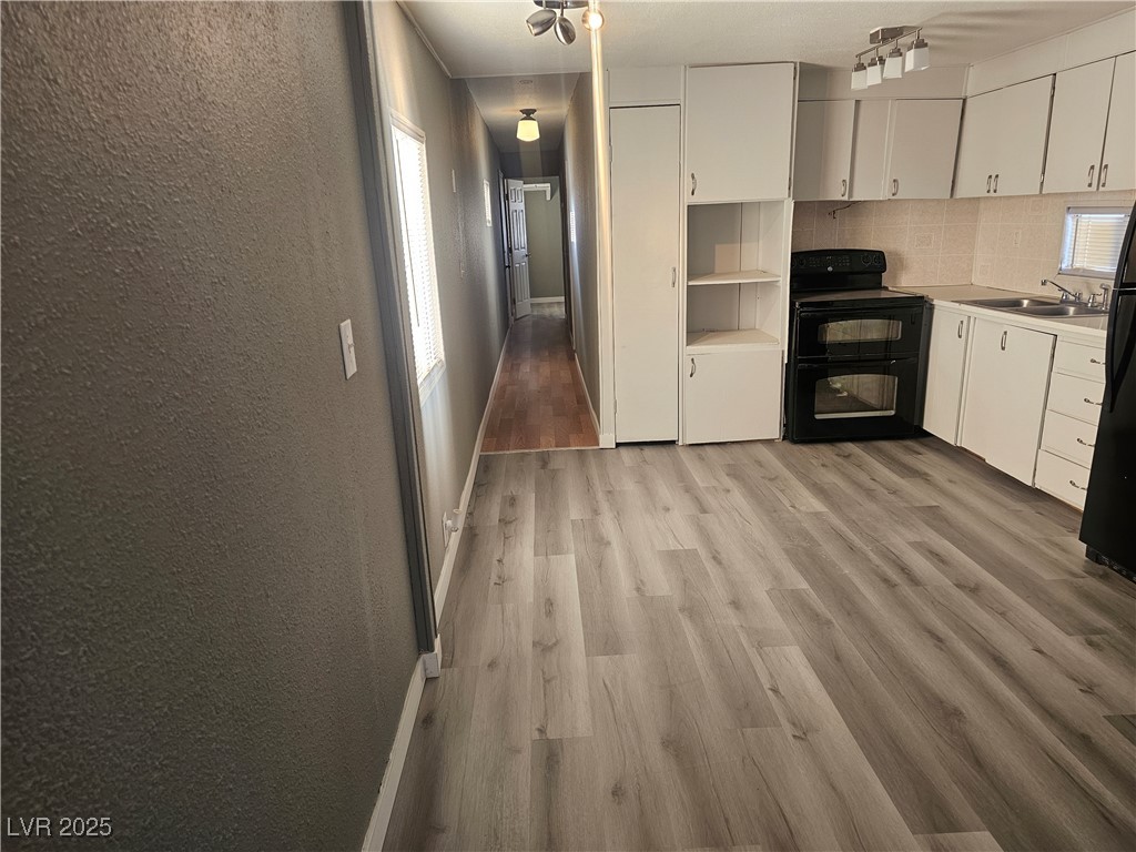 200 South Woodchips Road Property Photo 14