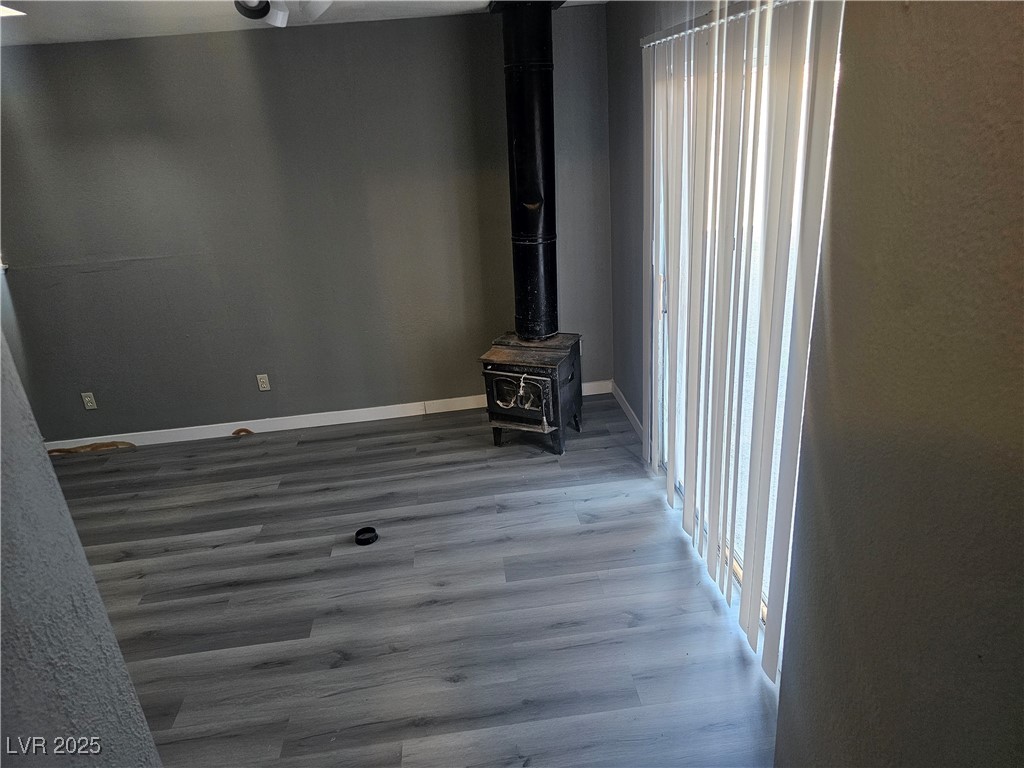 200 South Woodchips Road Property Photo 27
