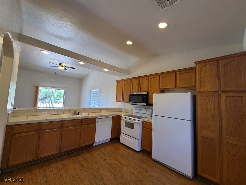 1411 Ogallala Street C Property Photo 4