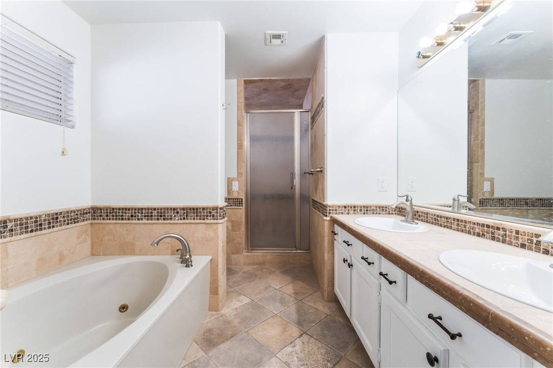 1108 Sidehill Way Property Photo 21