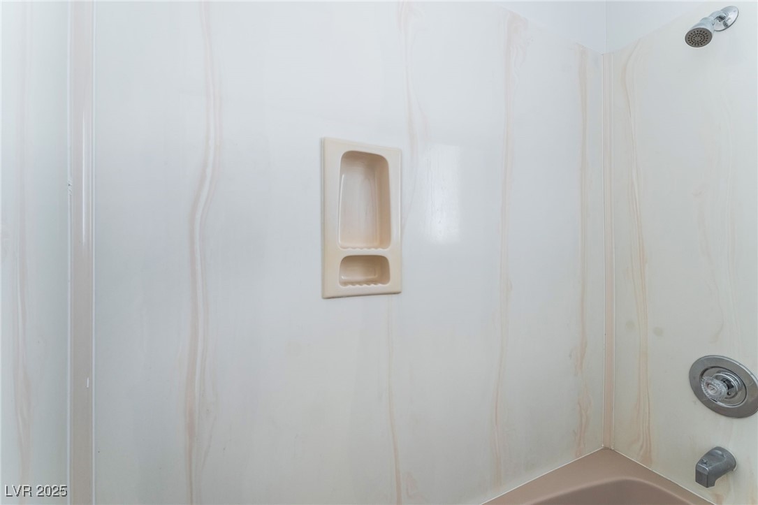 1108 Sidehill Way Property Photo 24