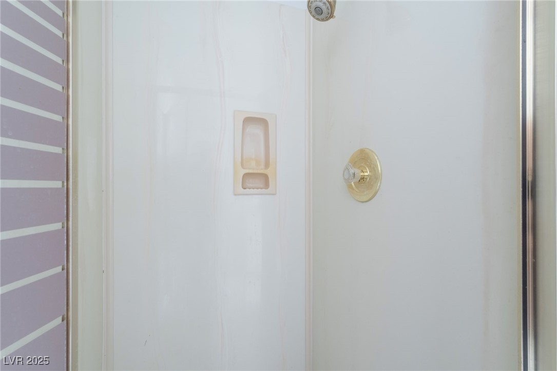 1108 Sidehill Way Property Photo 33
