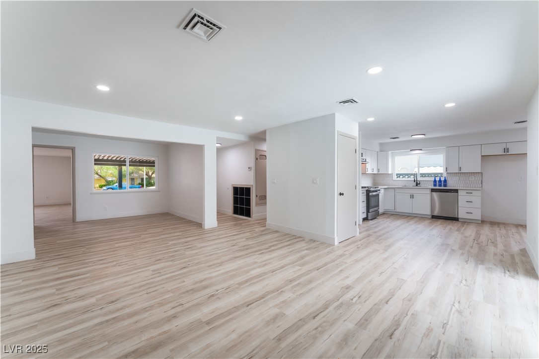 1808 East Saint Louis Avenue Property Photo 1