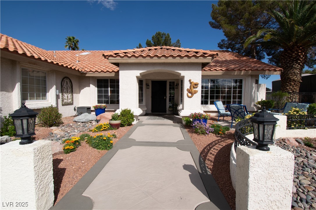 7660 Descanso Lane Property Photo 4