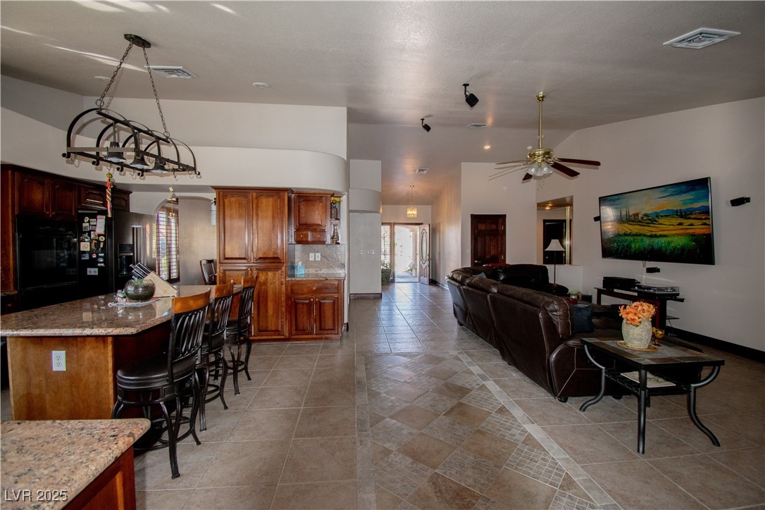 7660 Descanso Lane Property Photo 15