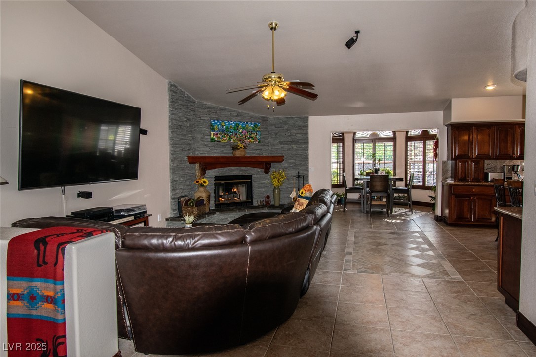 7660 Descanso Lane Property Photo 18