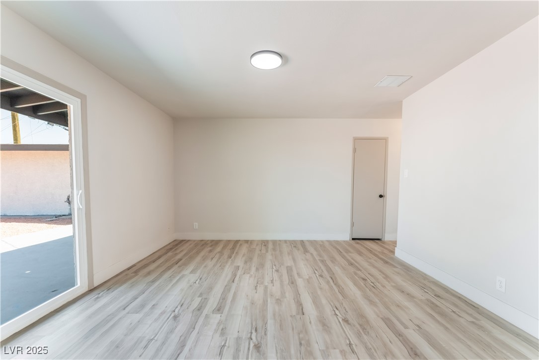 1202 Arrowhead Avenue Property Photo 8