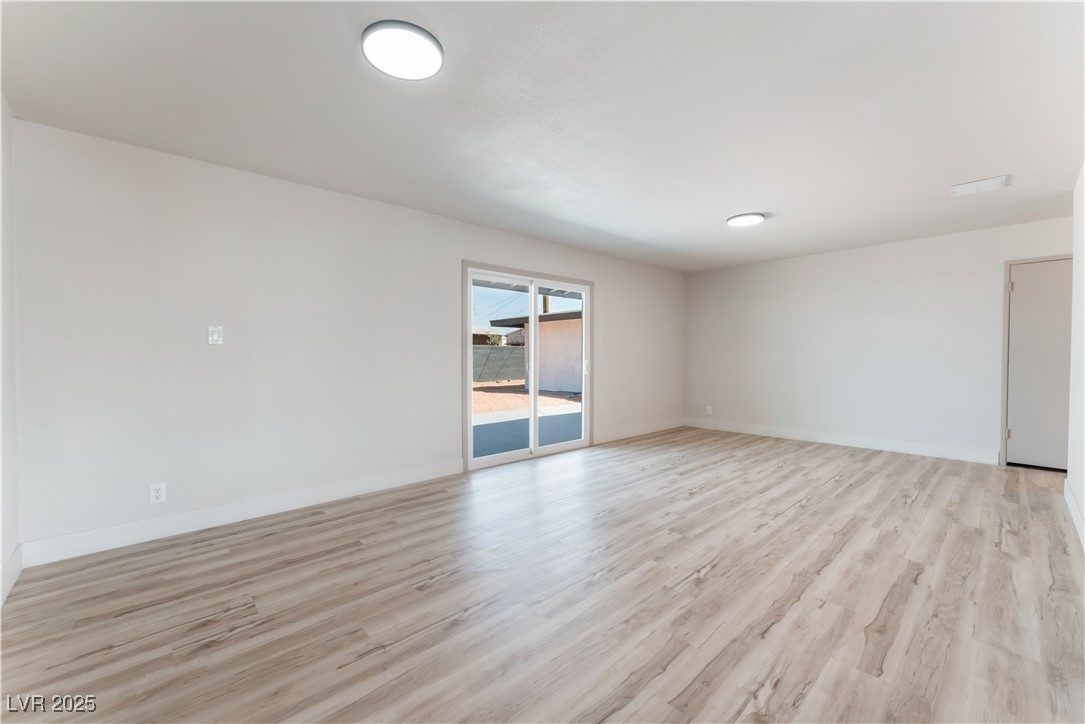 1202 Arrowhead Avenue Property Photo 9