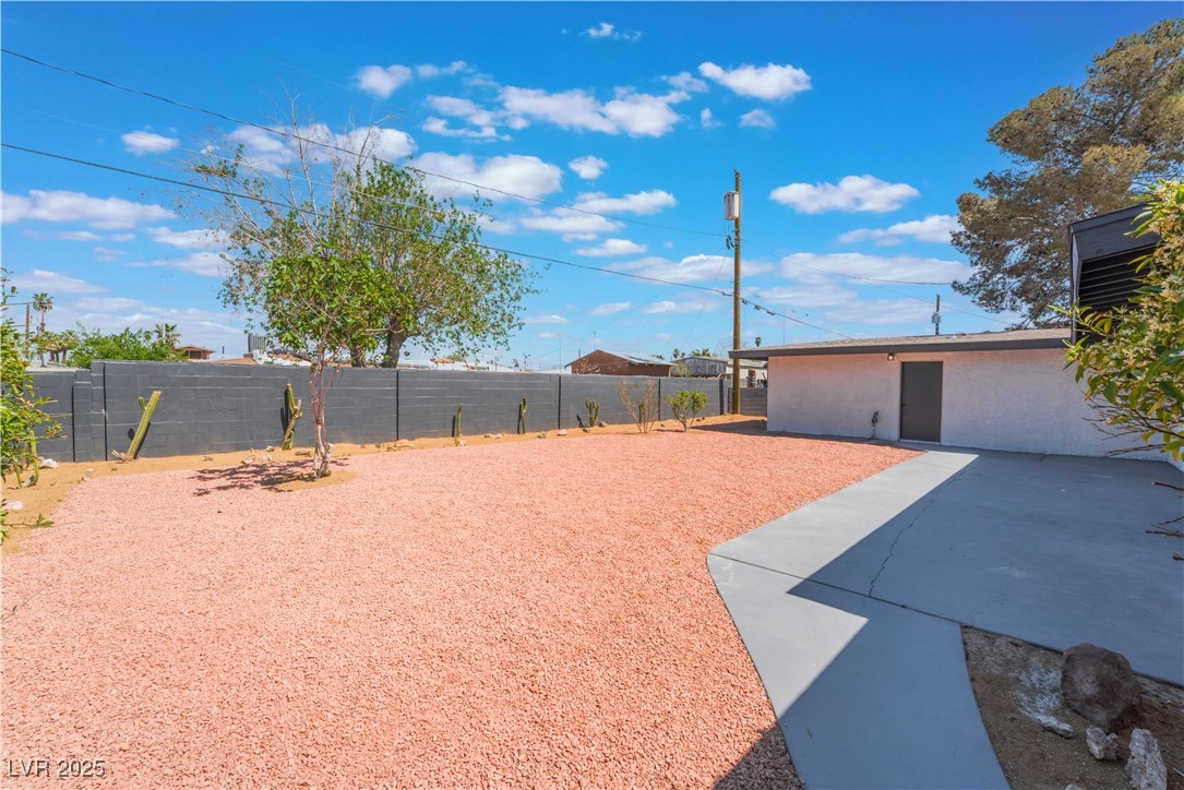 1202 Arrowhead Avenue Property Photo 33