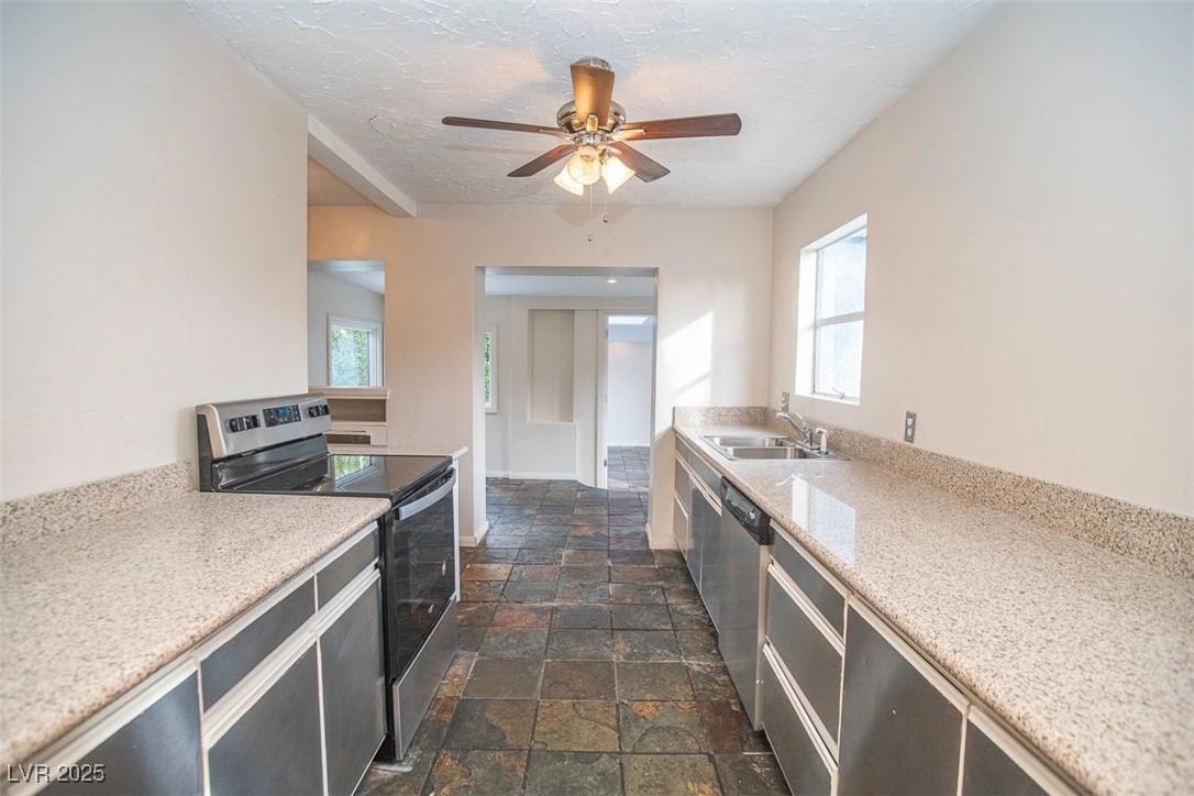 1307 Douglas Drive Property Photo 20