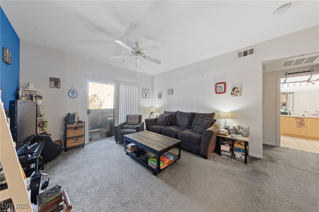 6955 North Durango Drive 2031 Property Photo 3