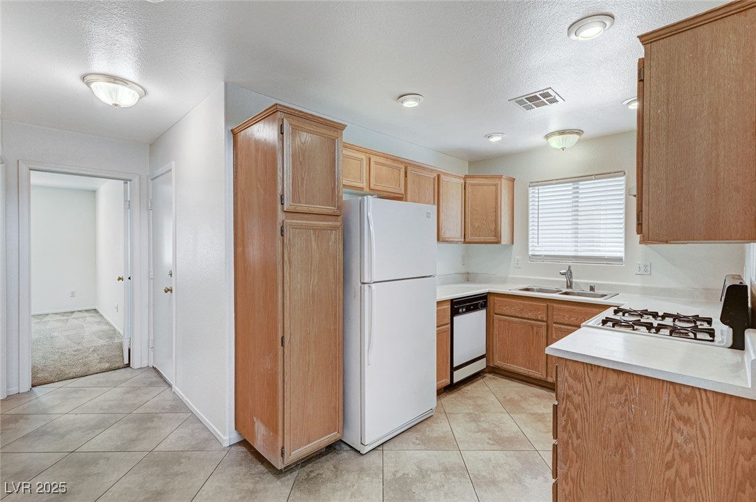 5588 Ness Avenue Property Photo 11