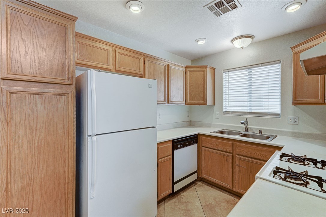 5588 Ness Avenue Property Photo 13