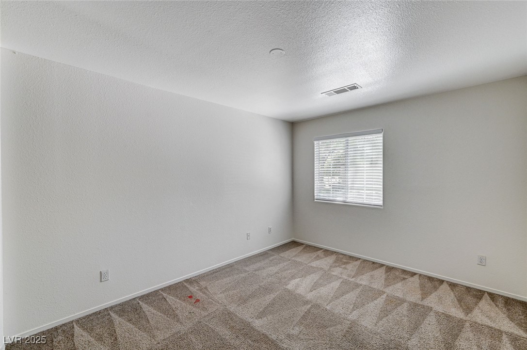 5588 Ness Avenue Property Photo 20