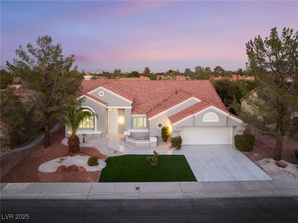 2528 Sunup Drive Property Photo 2